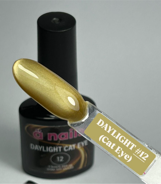 Daylight Cat eye 12